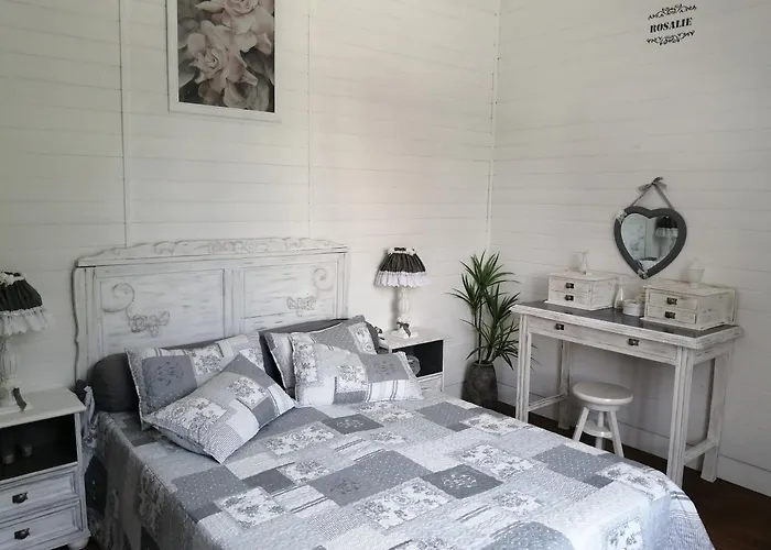 Holiday home Bel Ostal Izaourt